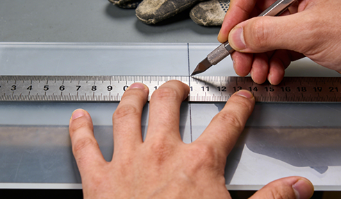 acrylic display cases.png