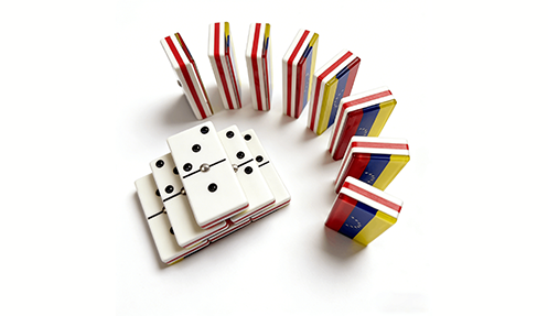 1781580931622716.png acrylic domino set.png