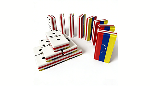1781581616629437.png domino tile size.png